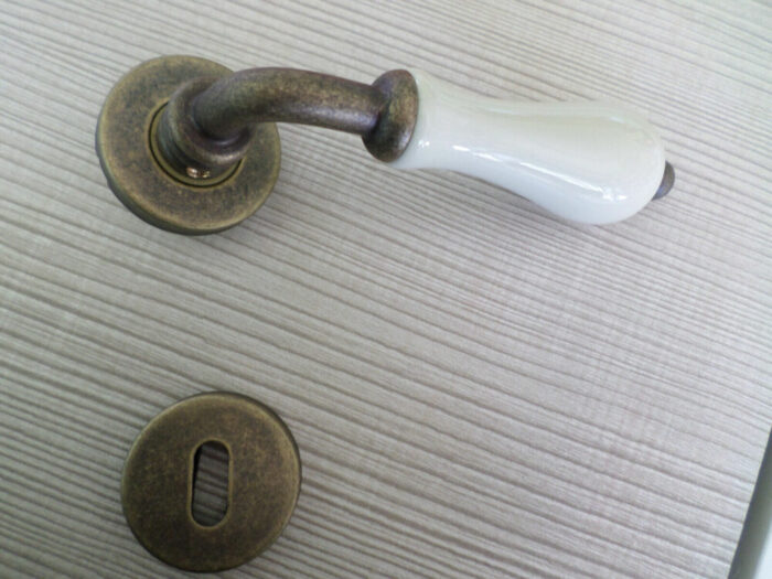 Maniglie a coppia bronzo antico per porte interne - immagine 2